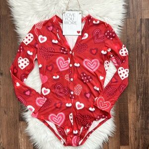 ❣️Valentine Heart Print | Onesie | Romper | Size L